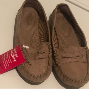 DEFLEX COMFORT • Loafer Shoe with Support